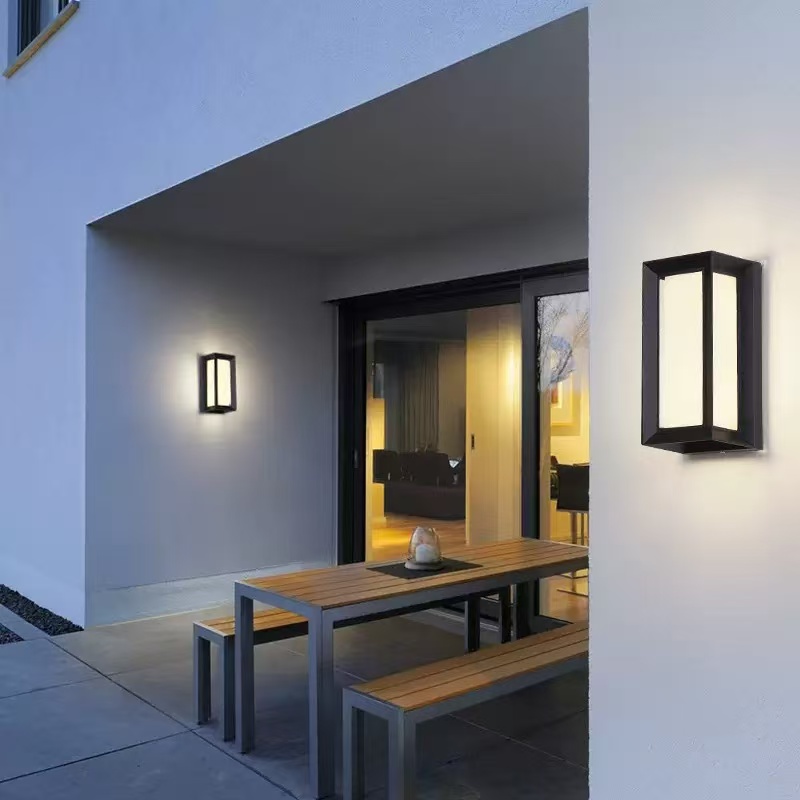 LED Outdoor Wall Light RGBCCT  - Smart Zigbee Garden Light recension och pris